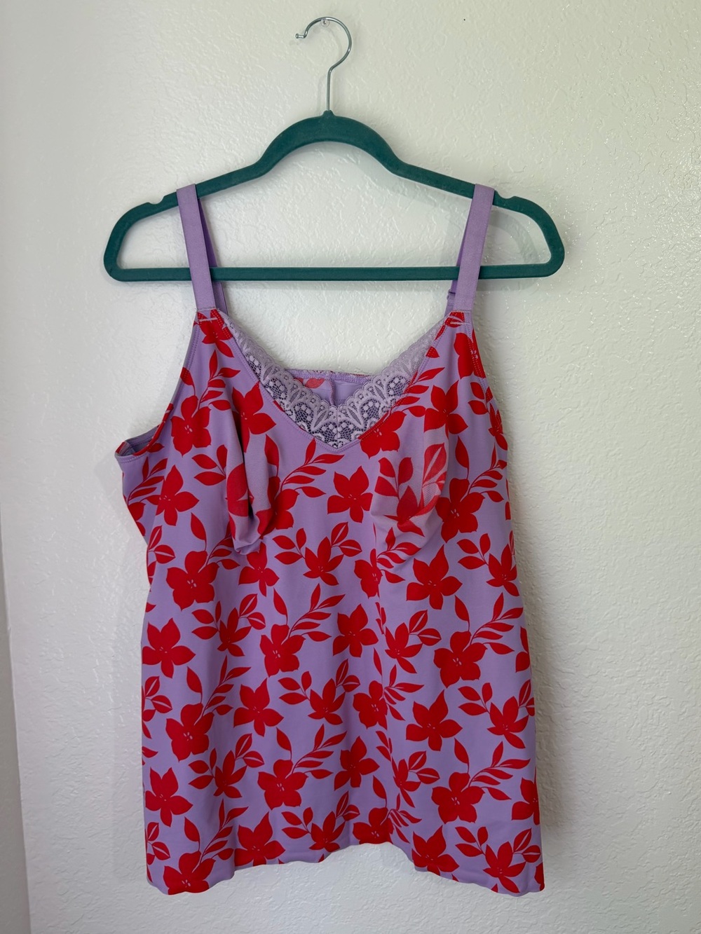 Ruby Ribbon Diva Lace Vibrant Red Hibiscus Cami Size 48